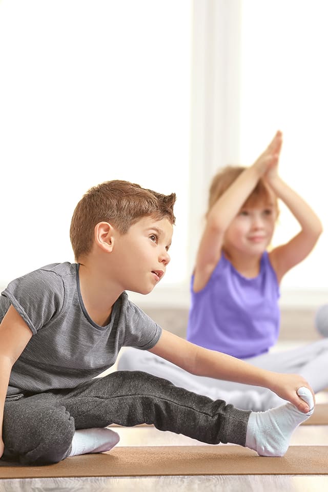 Klicke hier, um unsere Kinder-Yoga-Klassen anzusehen